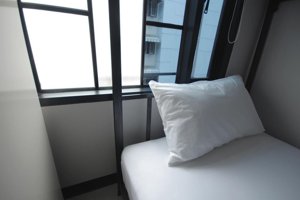 The Blocks Hostel Sukhumvit 10 Bangkok Bilik gambar