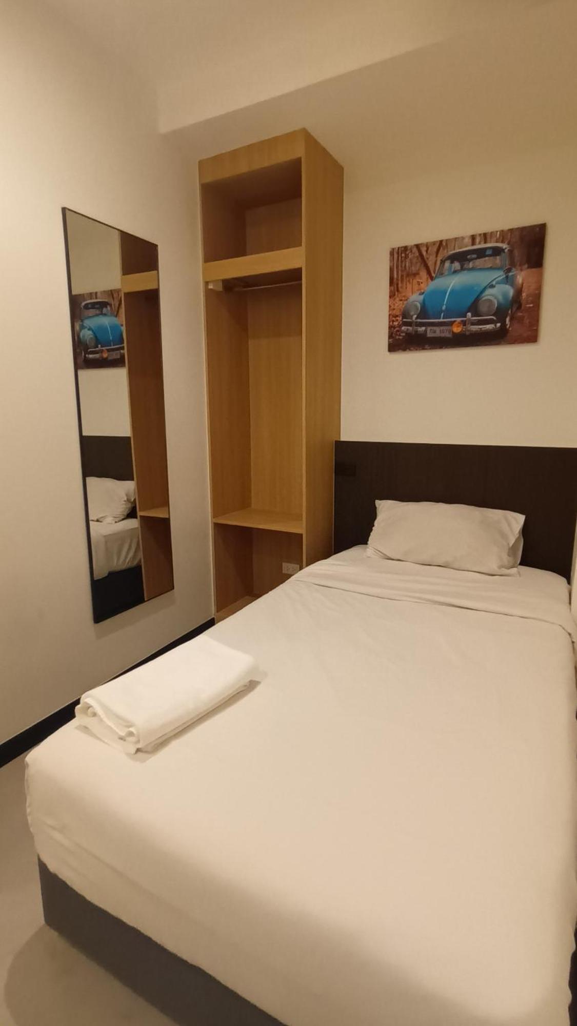 The Blocks Hostel Sukhumvit 10 Bangkok Luaran gambar