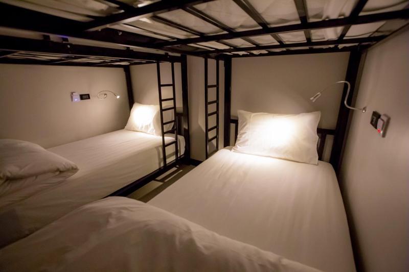 The Blocks Hostel Sukhumvit 10 Bangkok Luaran gambar